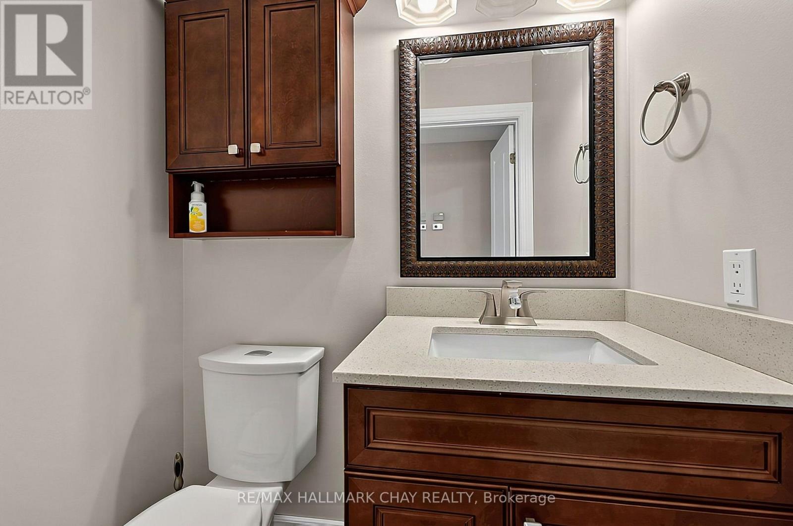 38 Imperial Crescent, Bradford West Gwillimbury, ON photo 13