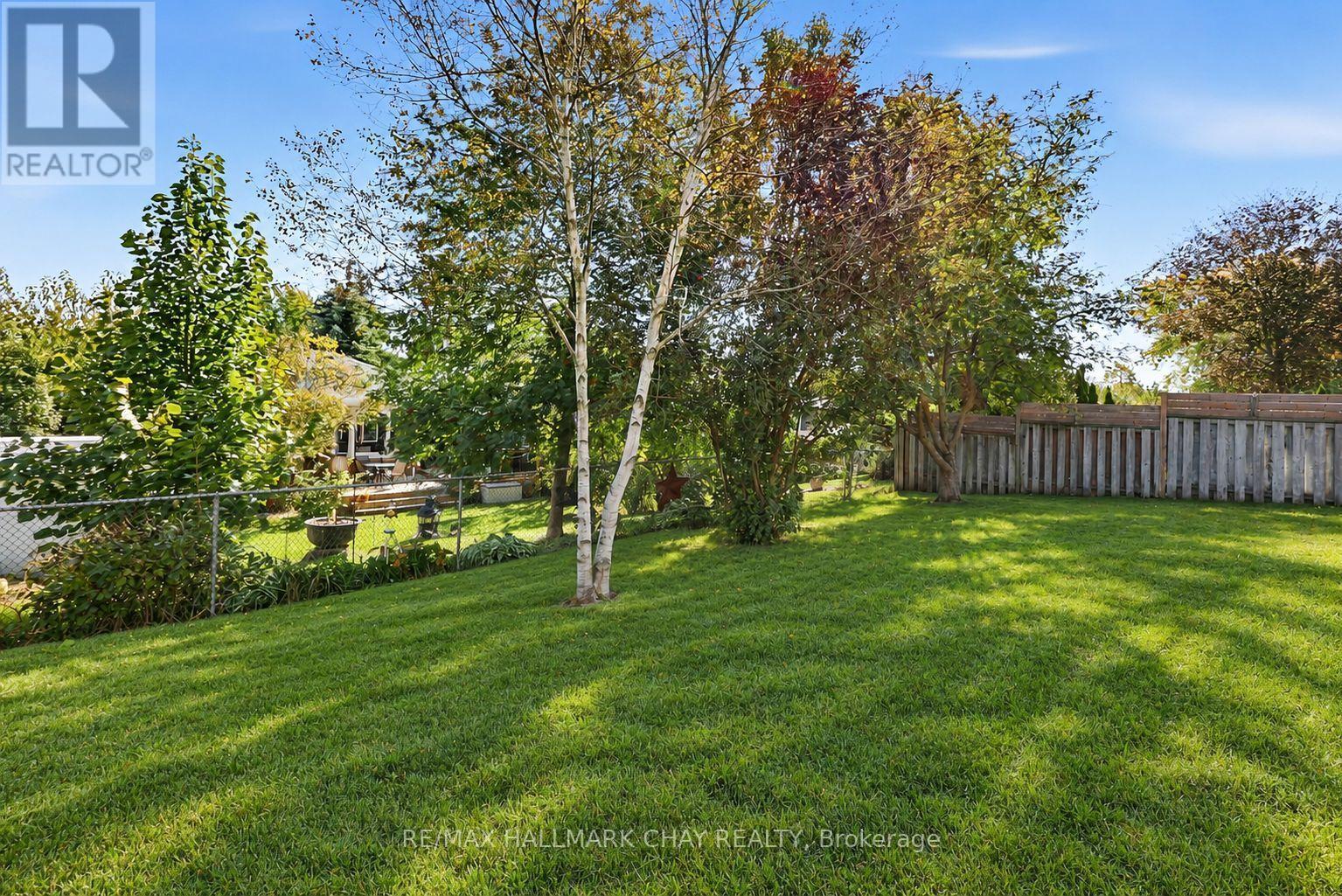 38 IMPERIAL CRESCENT - 27