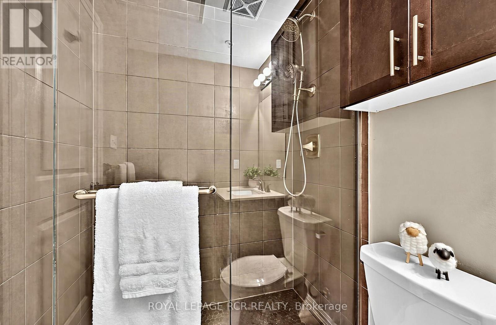 #502 302 ESSA ROAD - Image 29
