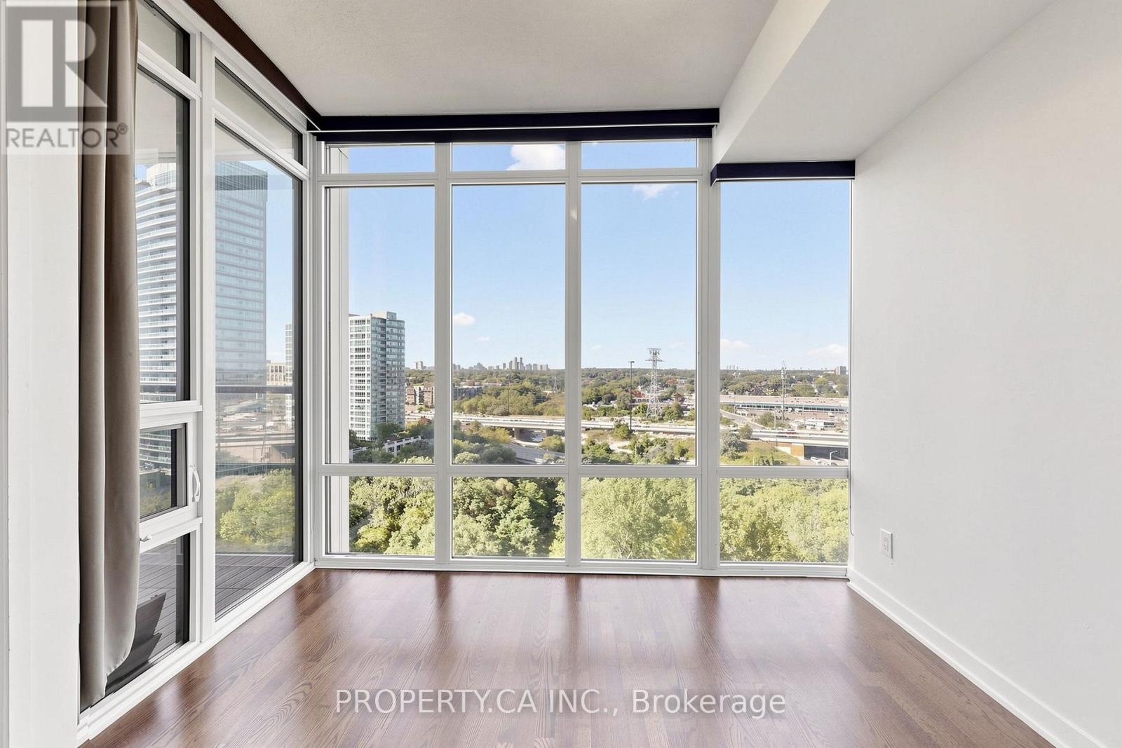 88 Park Lawn Road — photo 13