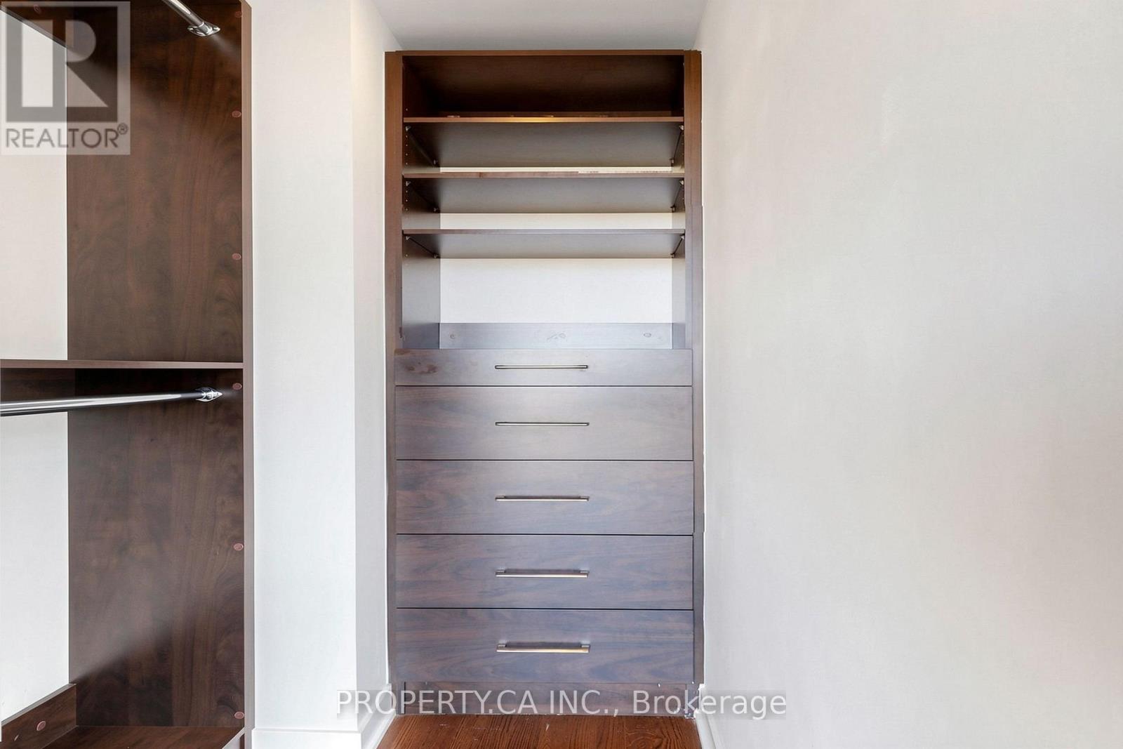 88 Park Lawn Road — photo 17