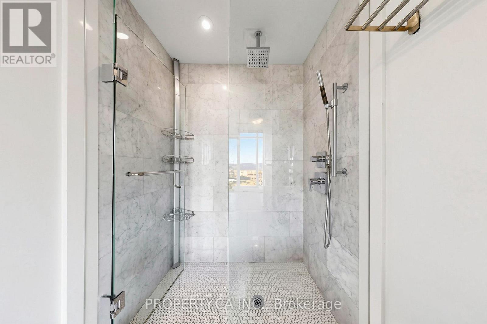 88 Park Lawn Road — photo 19