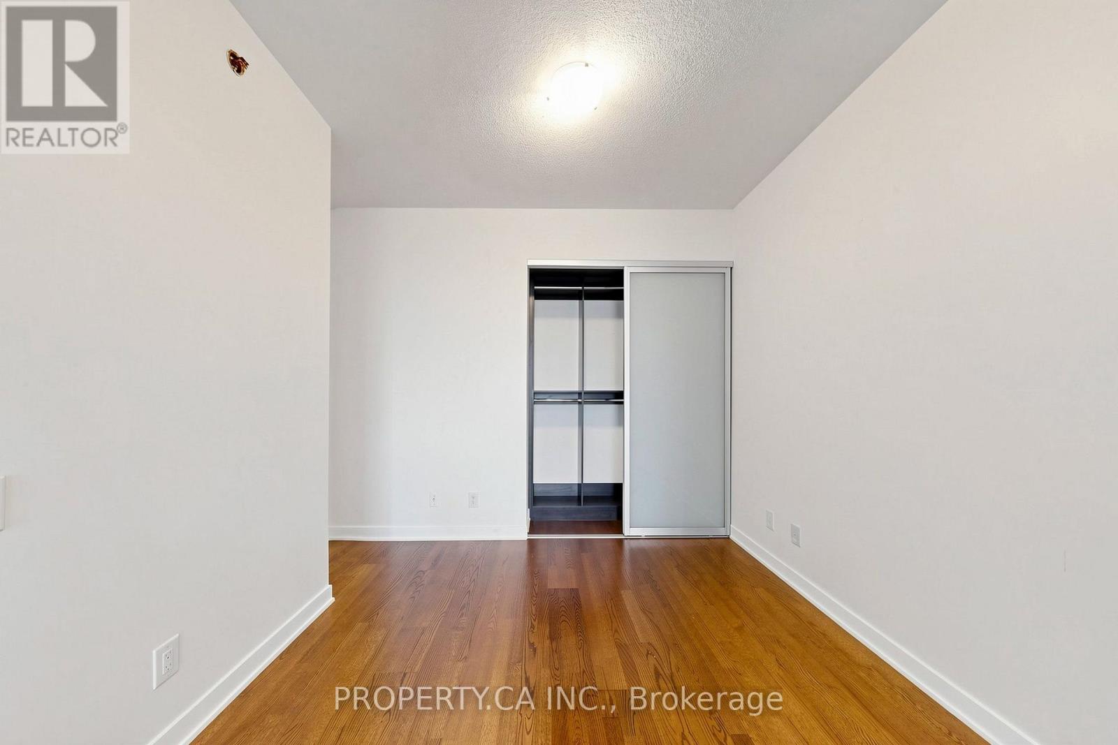 88 Park Lawn Road — photo 23