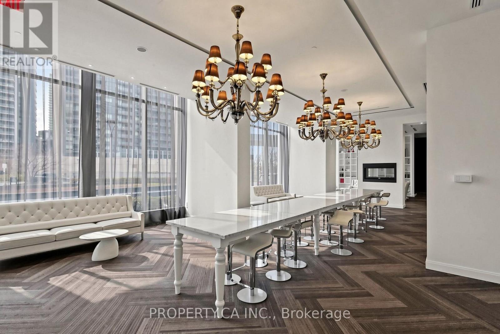 88 Park Lawn Road — photo 42
