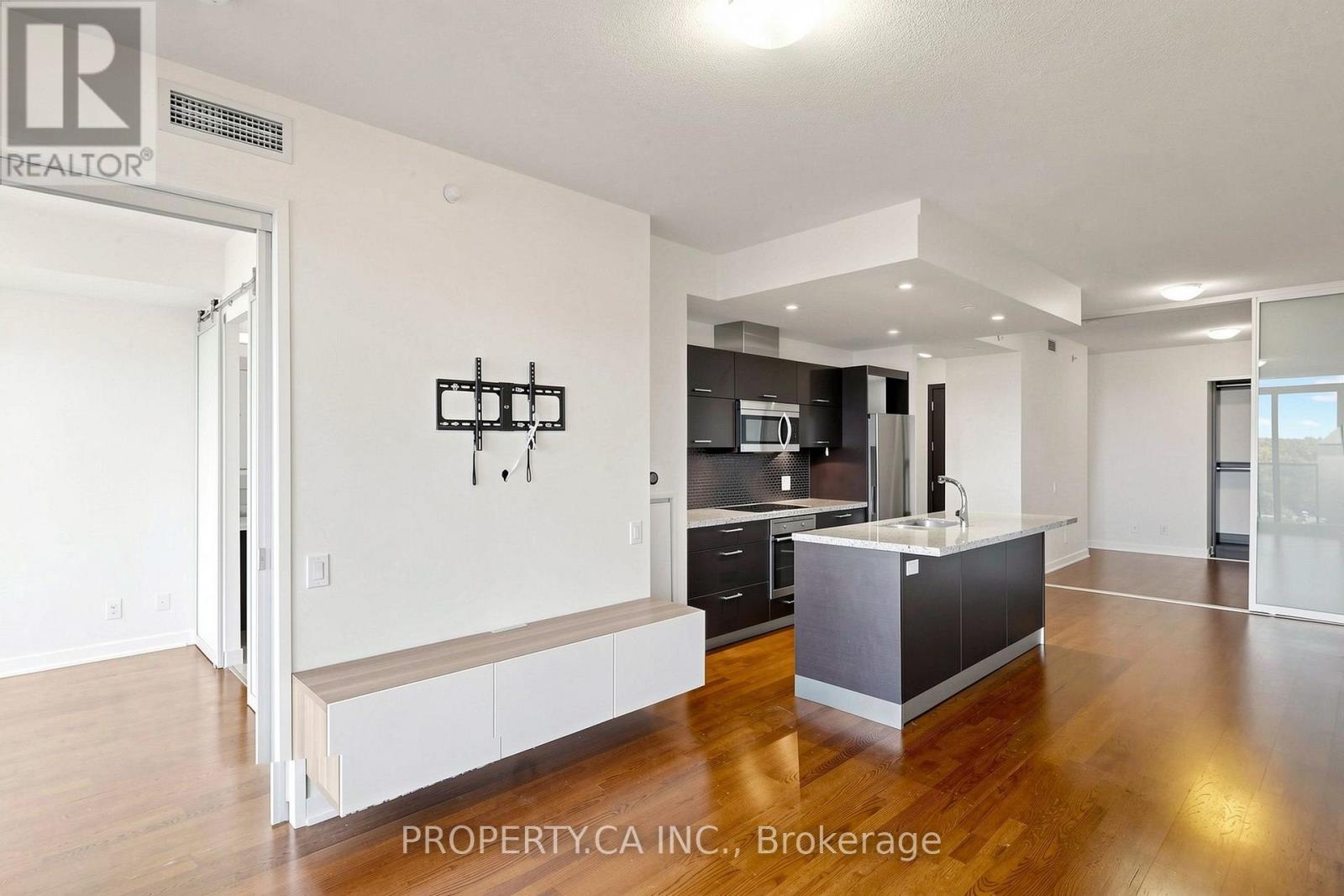 88 Park Lawn Road — photo 7