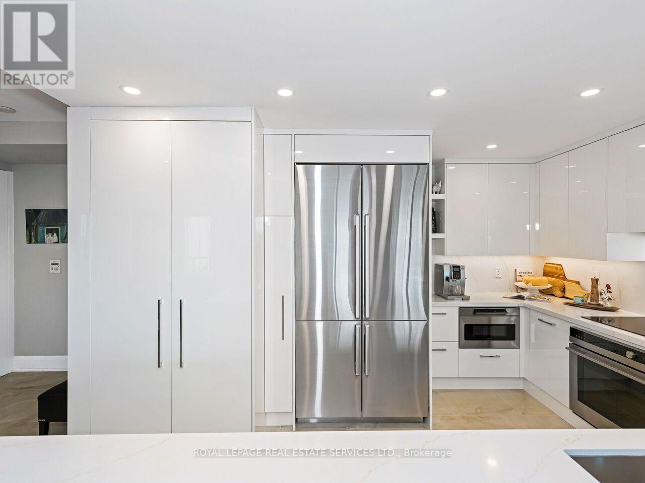 PH201- 88 Palace Pier Court, Toronto, ON photo 10