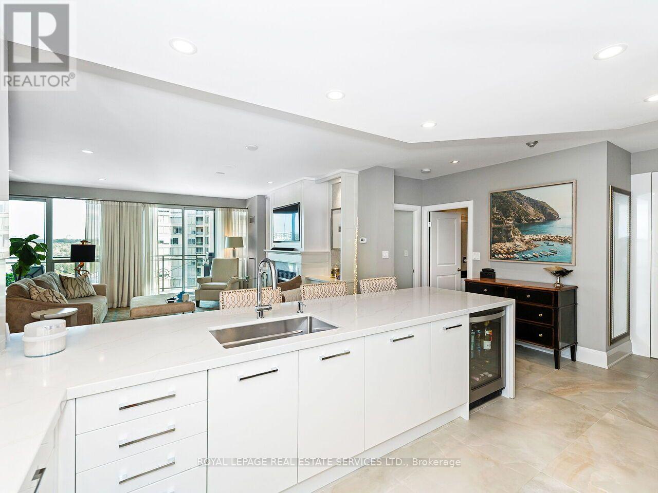 PH201- 88 Palace Pier Court, Toronto, ON photo 12