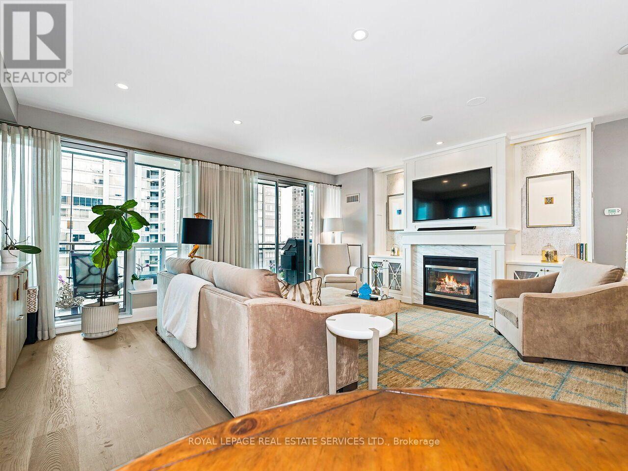 PH201- 88 Palace Pier Court, Toronto, ON photo 22