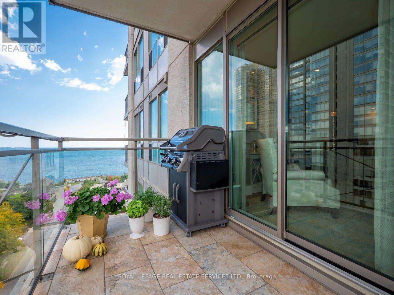 PH201- 88 Palace Pier Court, Toronto, ON photo 27