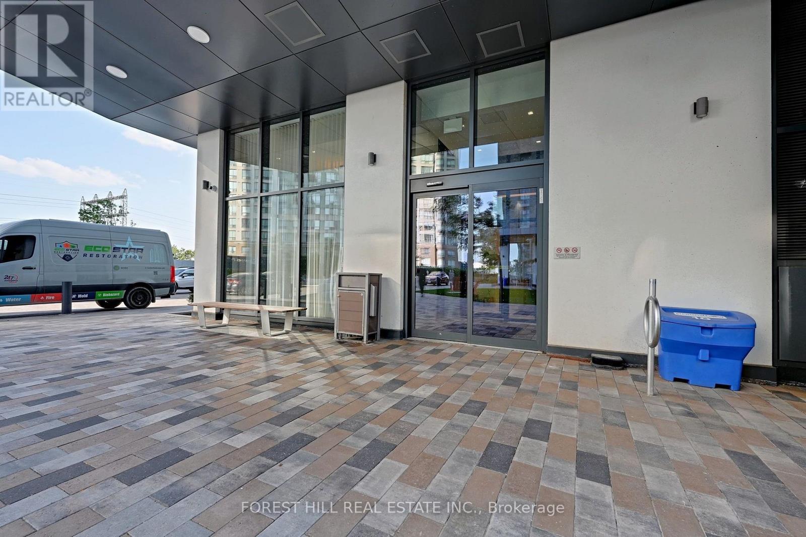 1708- 30 Samuel Wood Way, Toronto, ON photo 3