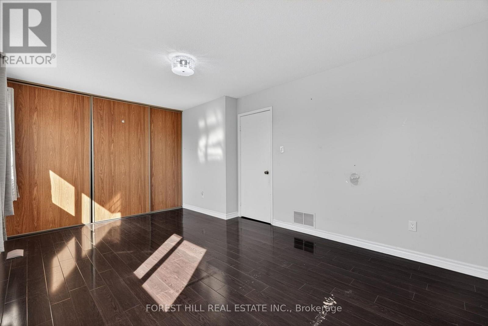 27 Saturn Drive, Brampton, ON photo 22