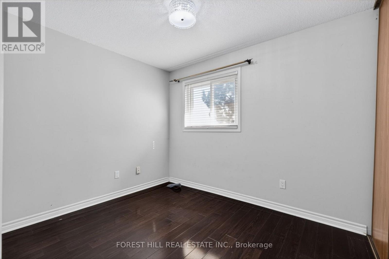 27 Saturn Drive, Brampton, ON photo 23