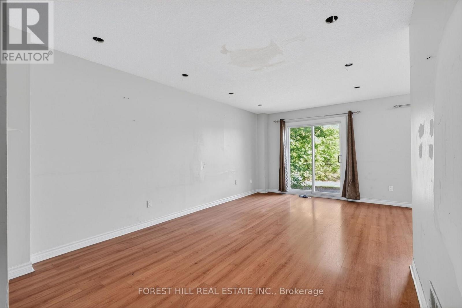 27 Saturn Drive, Brampton, ON photo 5