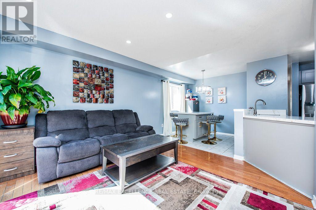 44 Weather Vane Lane Northwest, Brampton, ON photo 15