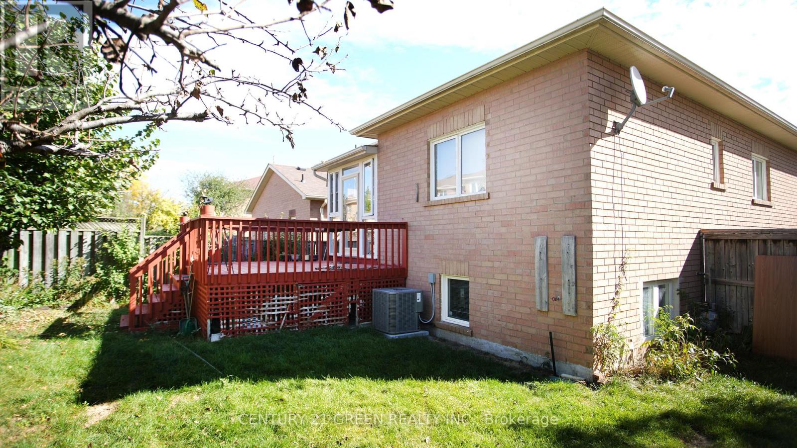 836 AVOCADO CRESCENT - 30
