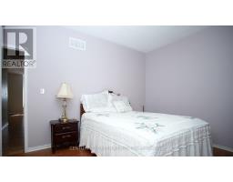 836 Avocado Crescent, Mississauga, ON L5W1K4 Photo 13