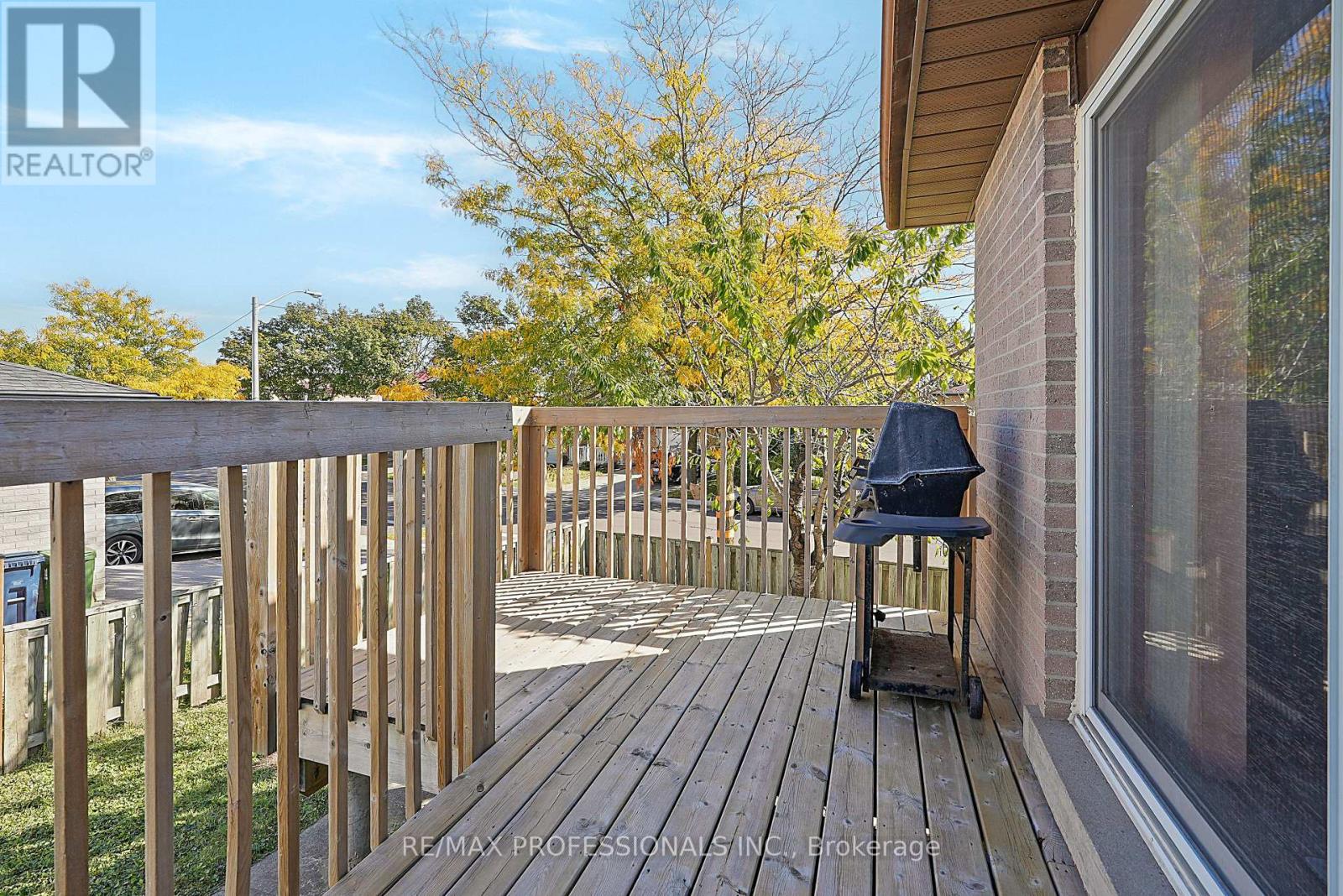 43 FRANCA CRESCENT - 39