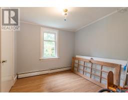 102 Parade Street, Yarmouth, NS B5A3B5 Photo 10