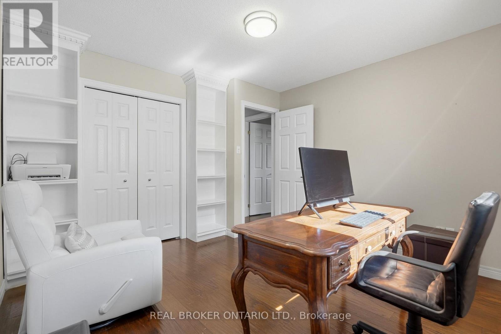 8 MOYLE DRIVE - 25
