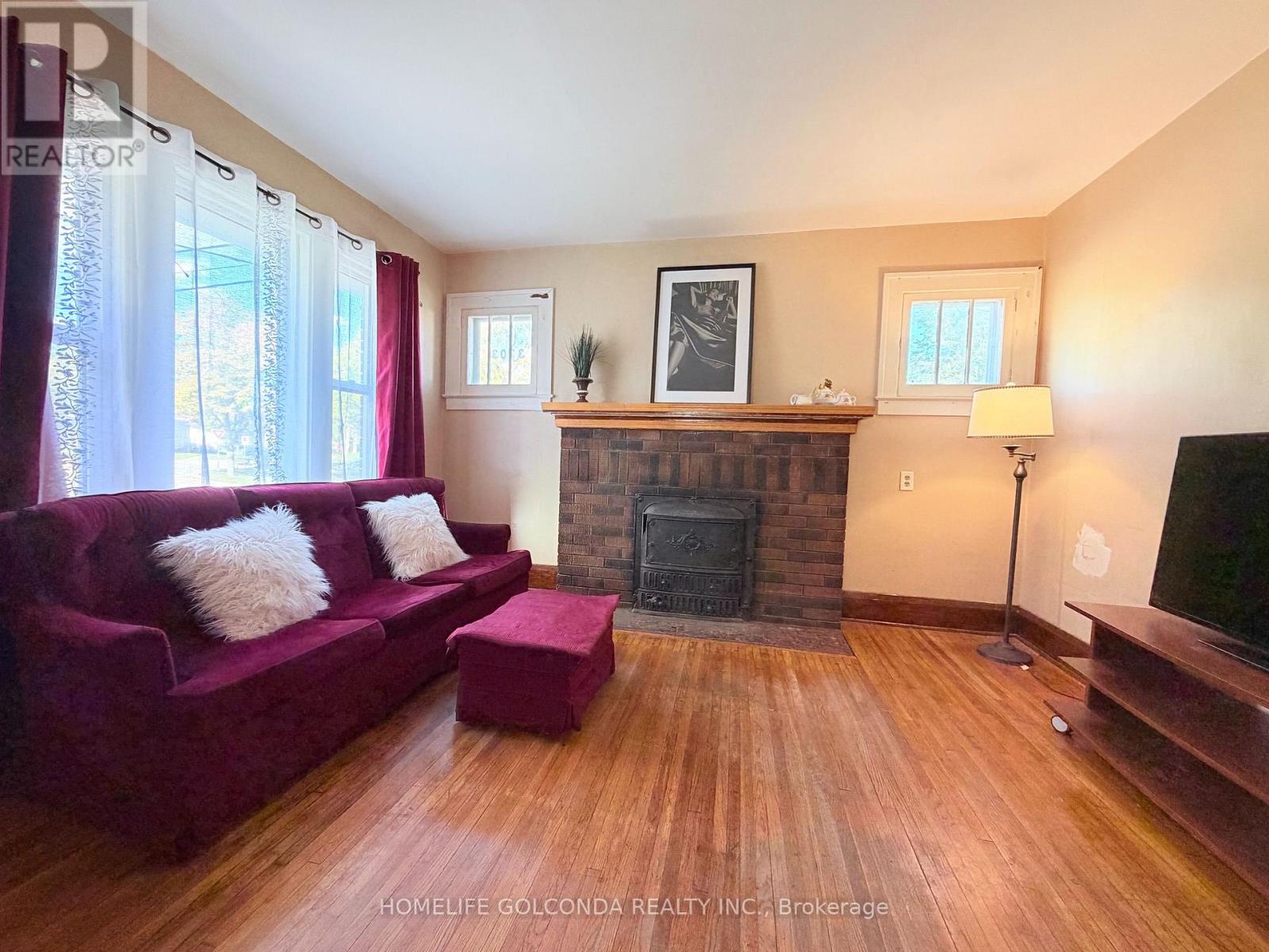 3203 LINWOOD PLACE - 4