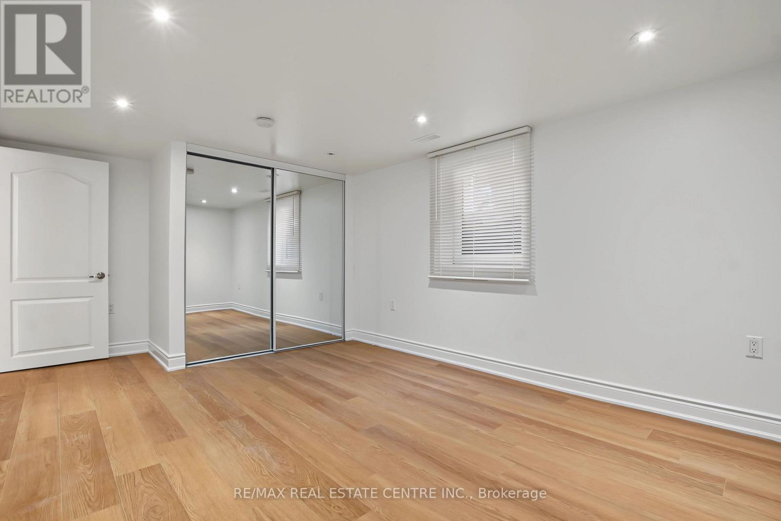 143 ELGIN CRESCENT - 15