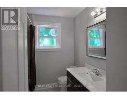 Bathroom - 190 Glendale Avenue, St  Catharines, ON L2T2K5 Photo 8