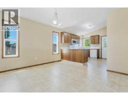 Foyer - 80 Hinshaw Drive, Sylvan Lake, AB T4S2P1 Photo 11