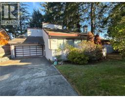 Kitchen - 632 Erickson Rd, Campbell River, BC V9W5N9 Photo 9