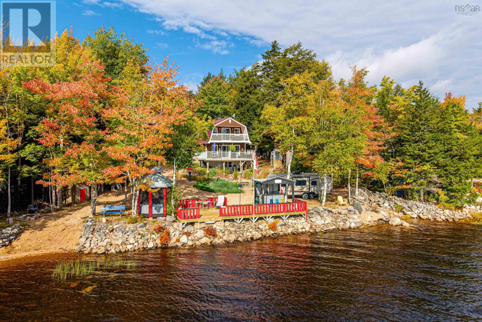 Property 49 of 52 of 450 Lakeside Drive