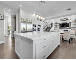 15949 39a Avenue, Surrey, BC V3Z0Y3 Photo 14