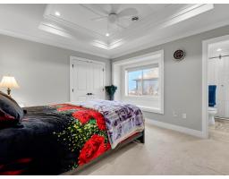 15949 39a Avenue, Surrey, BC V3Z0Y3 Photo 25