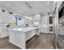 15949 39a Avenue, Surrey, BC V3Z0Y3 Photo 11