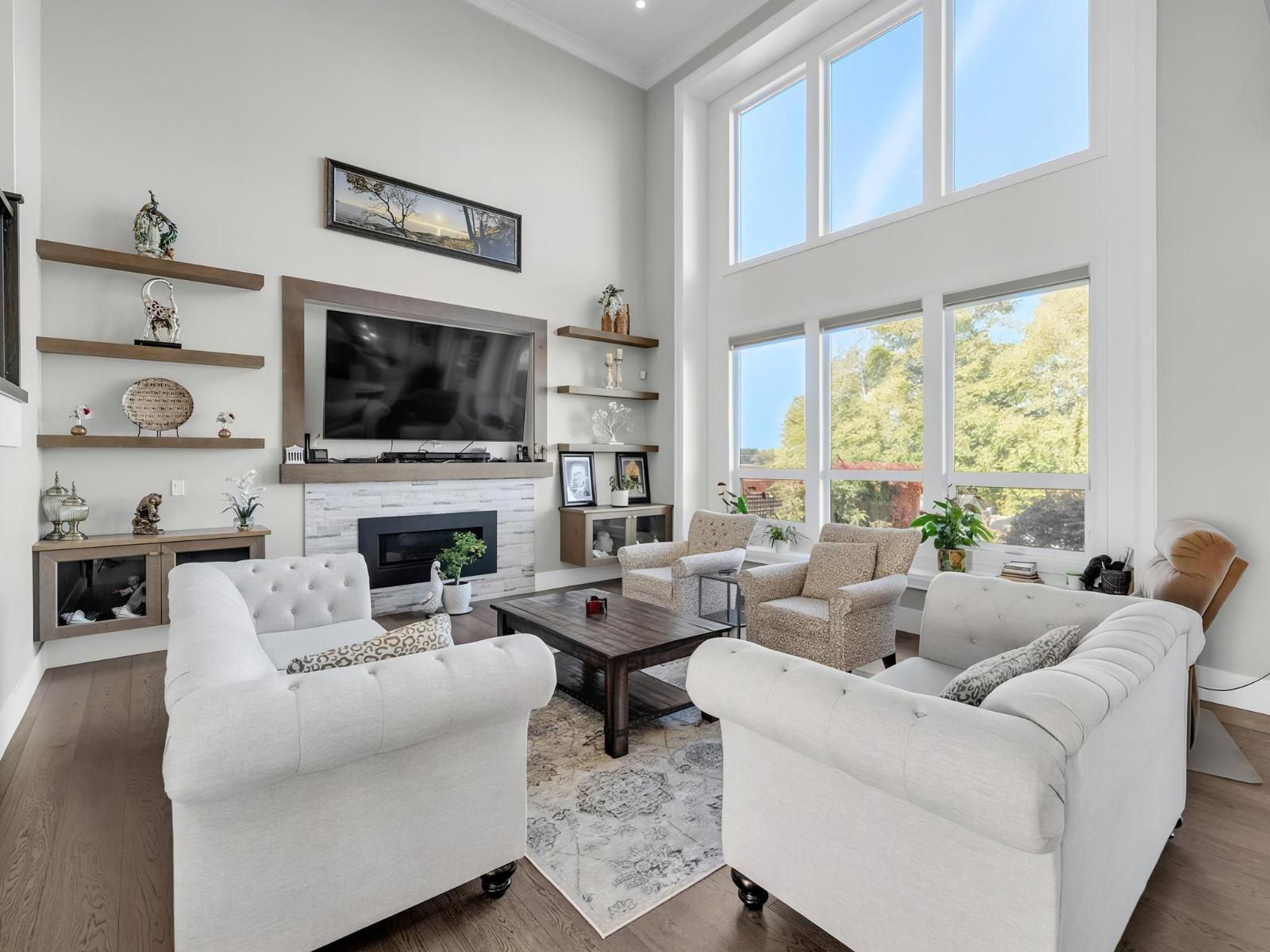 15949 39A AVENUE, Surrey - Image 1