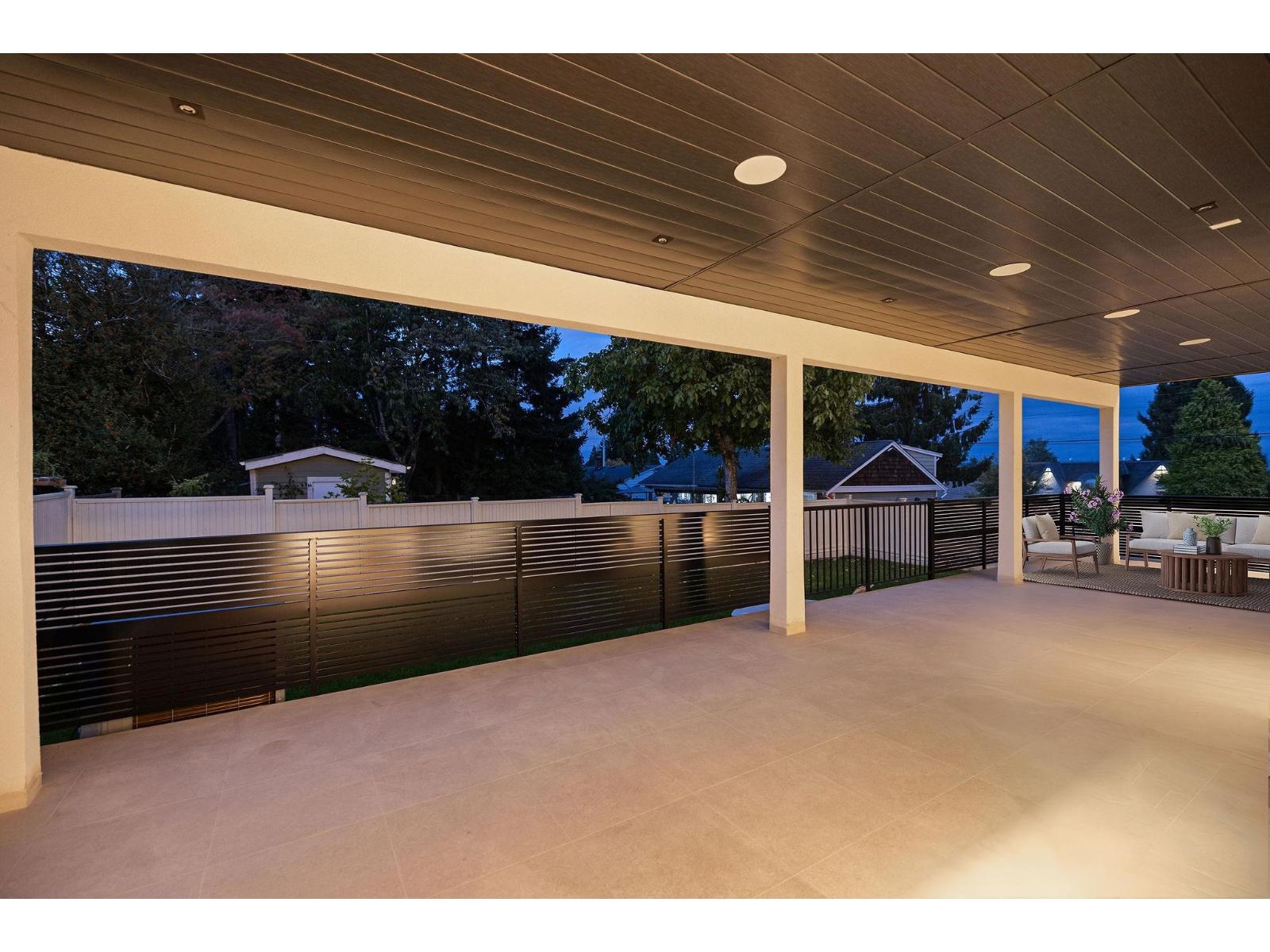 15679 ROPER AVENUE, White Rock - Image 1