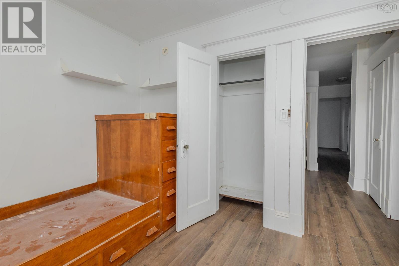 Property 33 of 43 of 57 Catherine Street