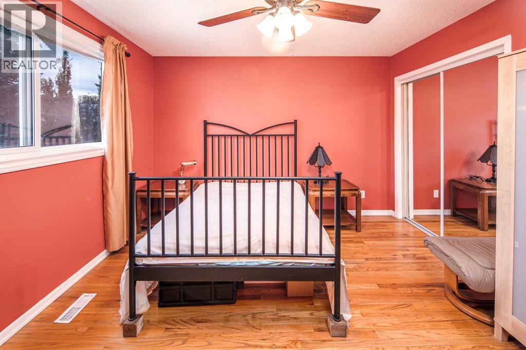 28 Hawkcliff Place NW - 11