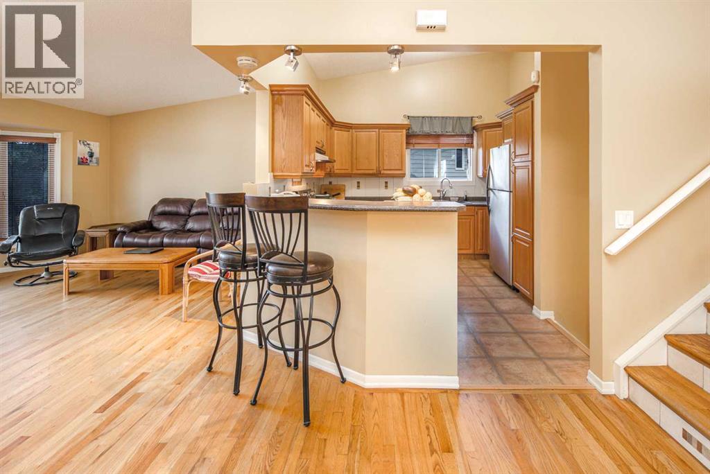 28 Hawkcliff Place NW - 5