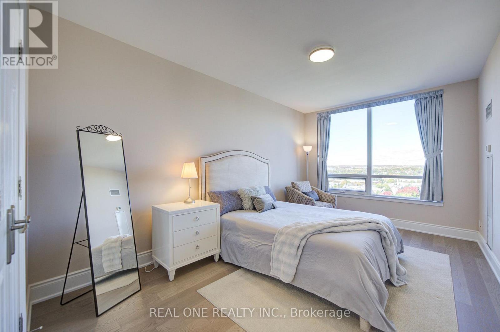 #PH55 23 COX BOULEVARD - 21