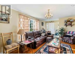 13631 Highway 1, Hants Border, NS B0P1P0 Photo 10