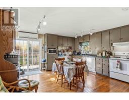 13631 Highway 1, Hants Border, NS B0P1P0 Photo 14