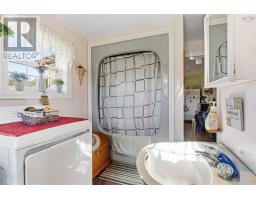 13631 Highway 1, Hants Border, NS B0P1P0 Photo 20