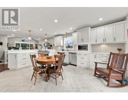 312 Badgley Road, Prince Edward County, ON K0K1L0 Photo 16