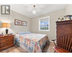 312 Badgley Road, Prince Edward County, ON K0K1L0 Photo 19