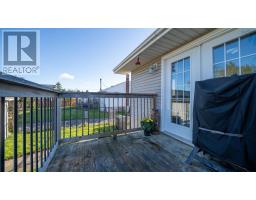 Kitchen - 380 Cow Bay Road, Eastern Passage, NS B3G1J4 Photo 9