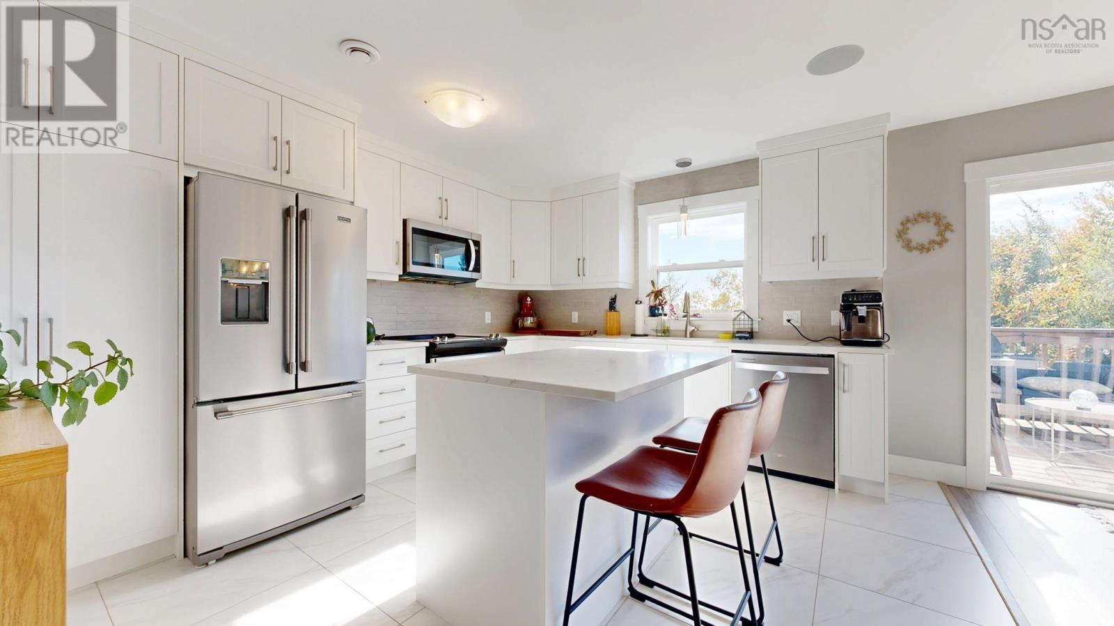16 Sam Crescent - 17