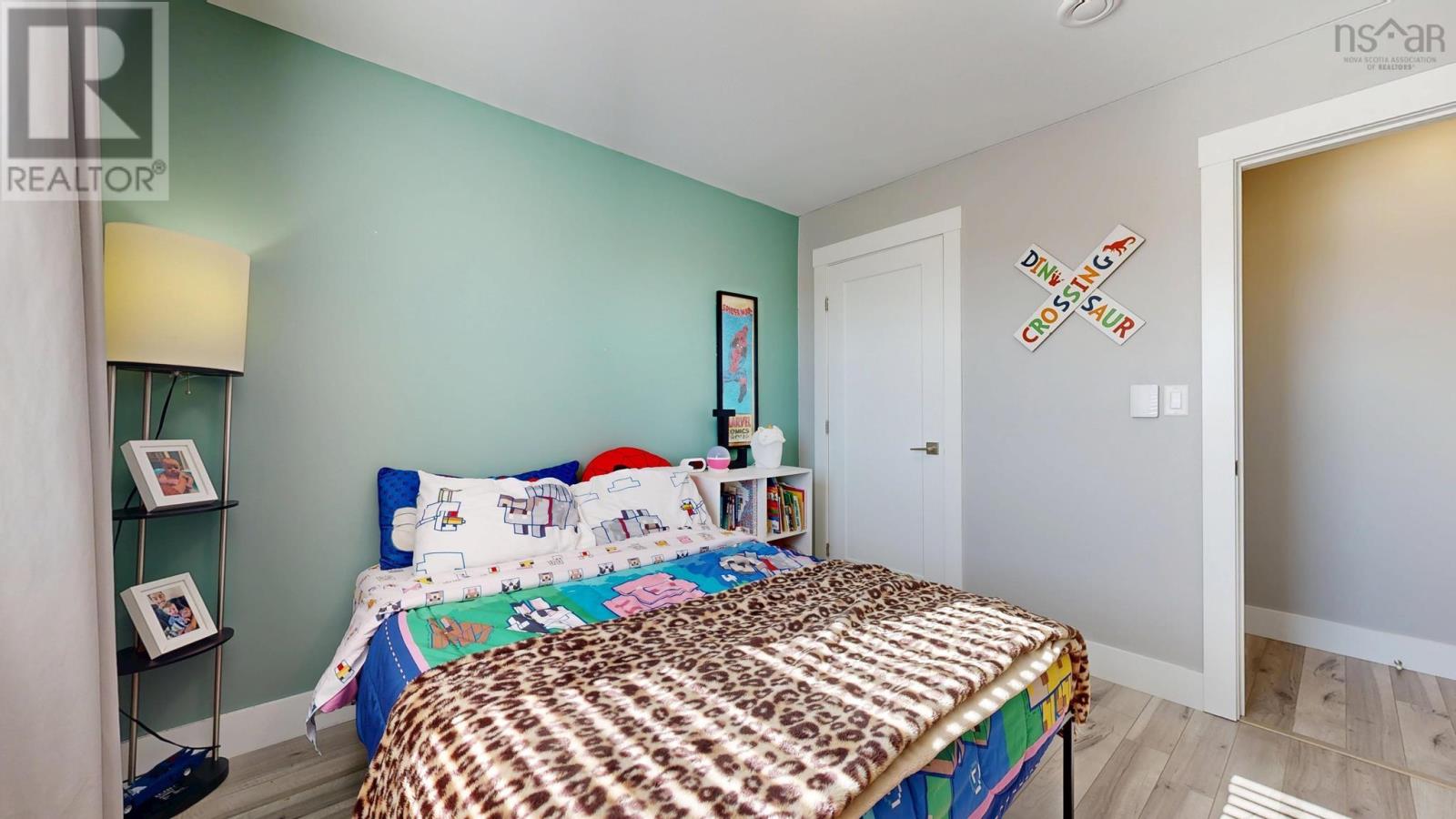 16 Sam Crescent - 29