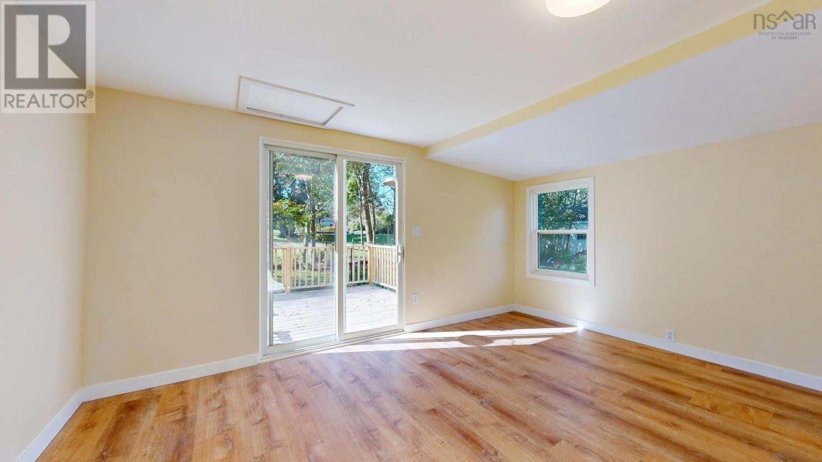 272 Bridge Street - 18