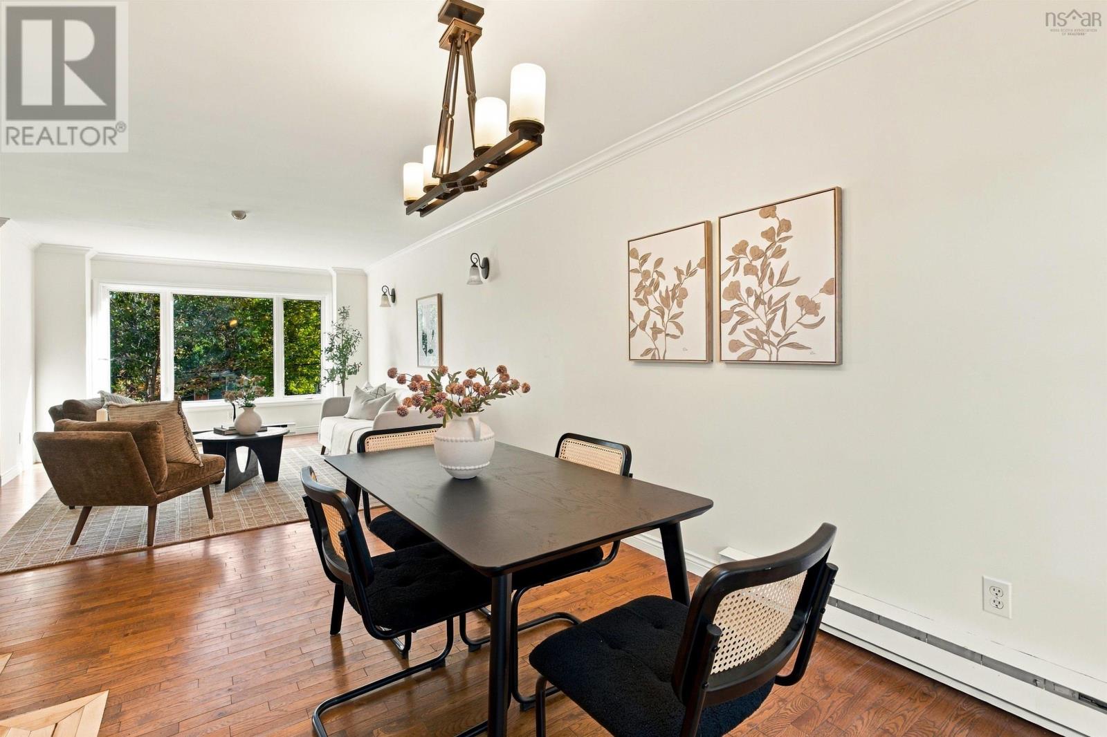 Property 10 of 51 of 39 Parkdale Avenue