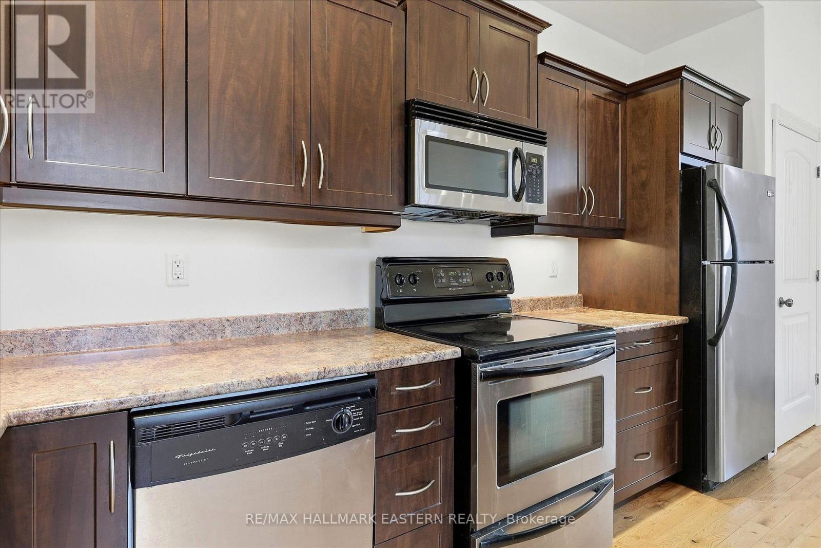 #2- 760 George Street, Peterborough, ON photo 12