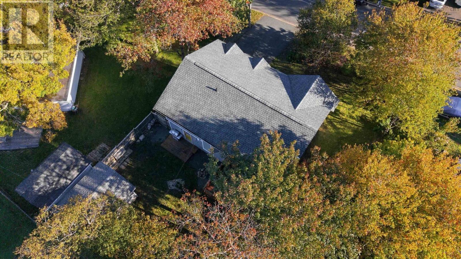 Property 44 of 51 of 39 Parkdale Avenue